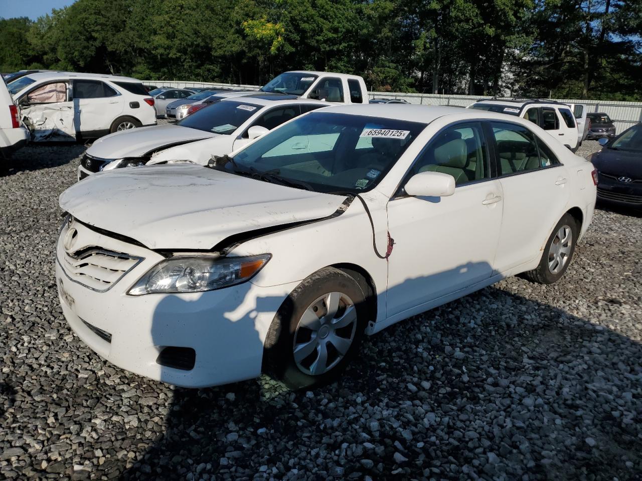 TOYOTA CAMRY BASE 2010