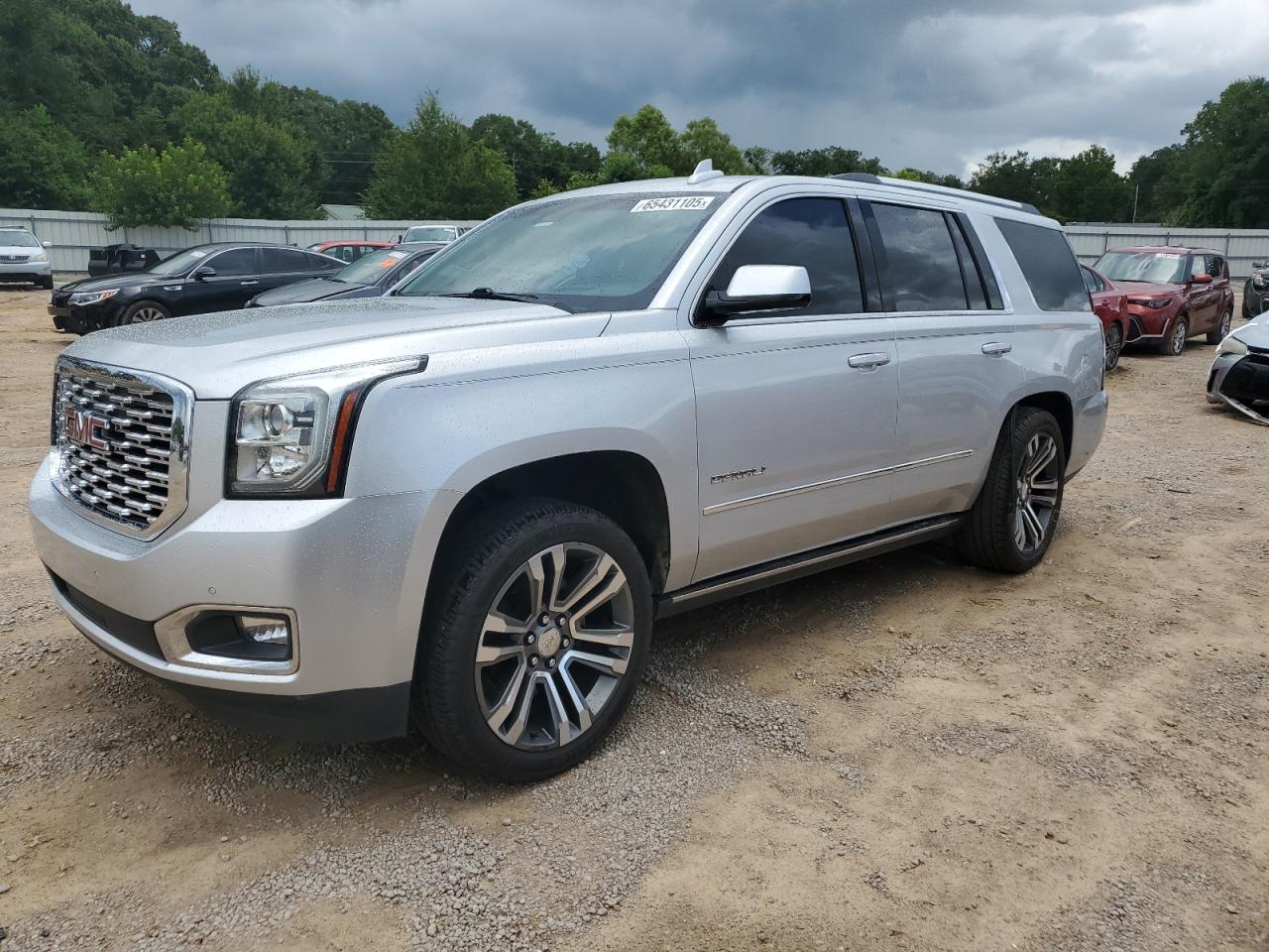 GMC YUKON DENA 2019