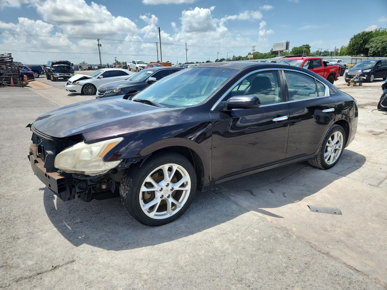 NISSAN MAXIMA S 2012