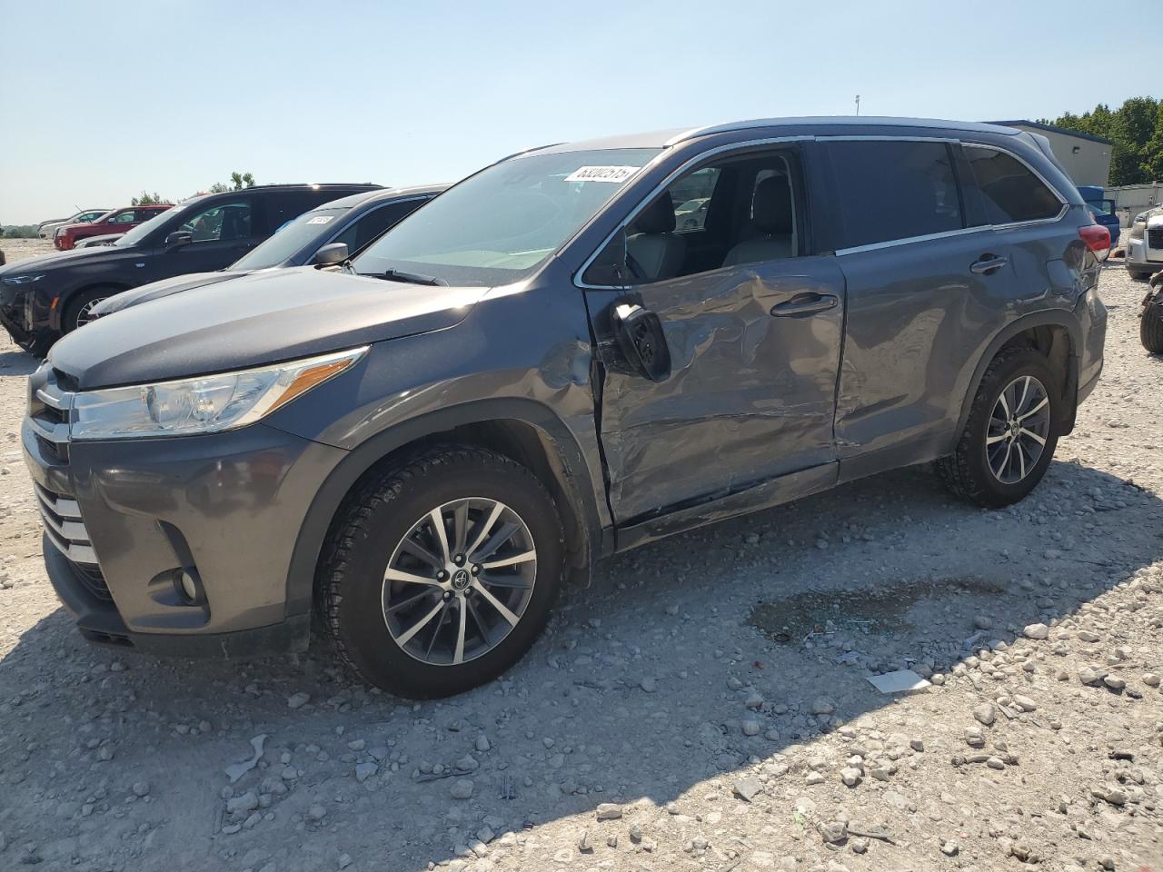 TOYOTA HIGHLANDER 2017