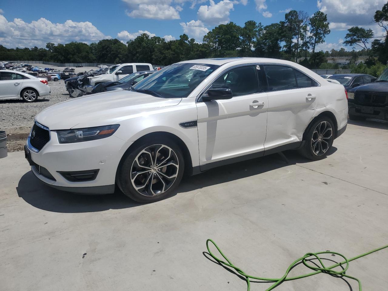 FORD TAURUS SHO 2015