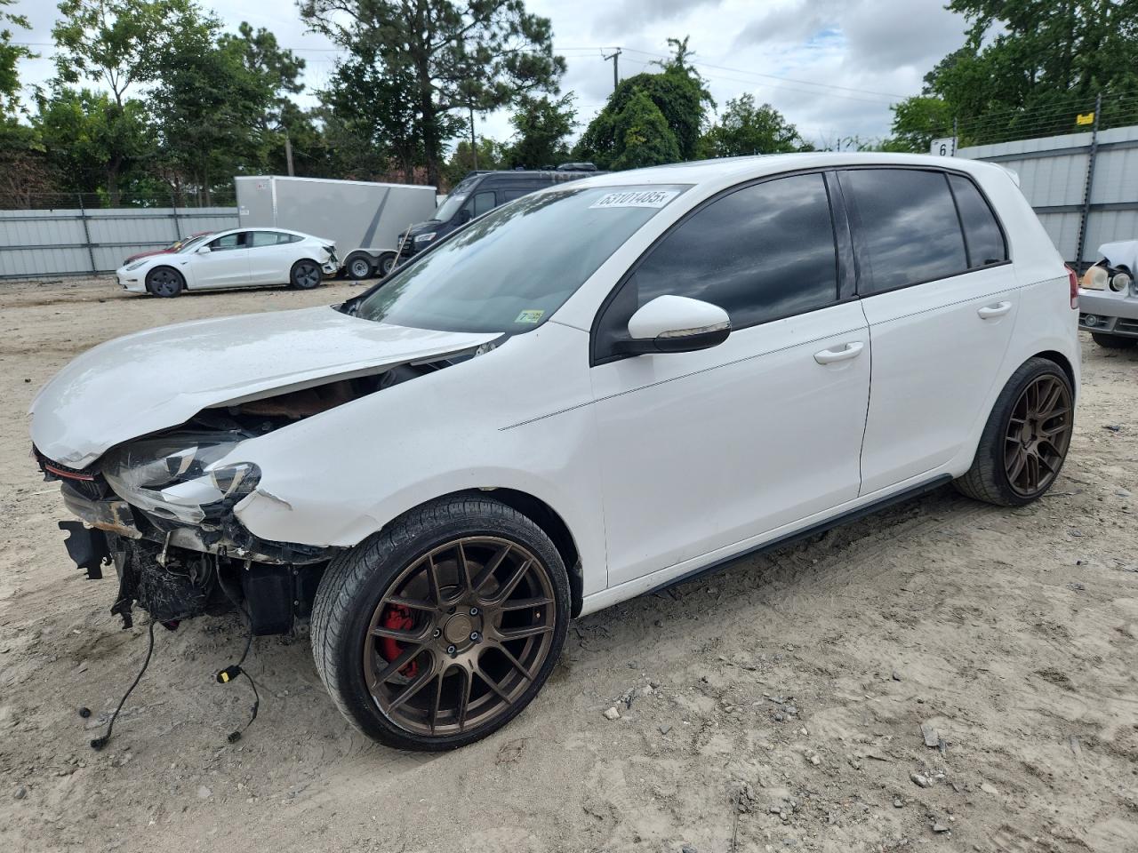 VOLKSWAGEN GTI 2013