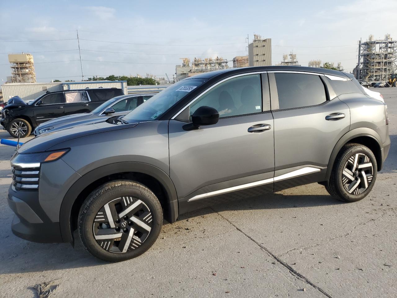 NISSAN KICKS SV 2025