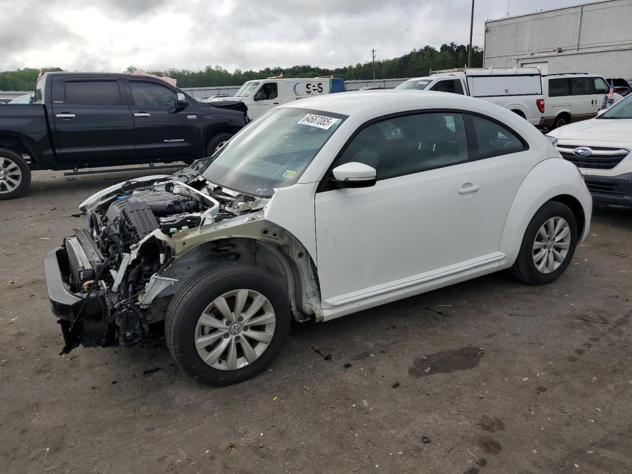 VOLKSWAGEN BEETLE S 2019