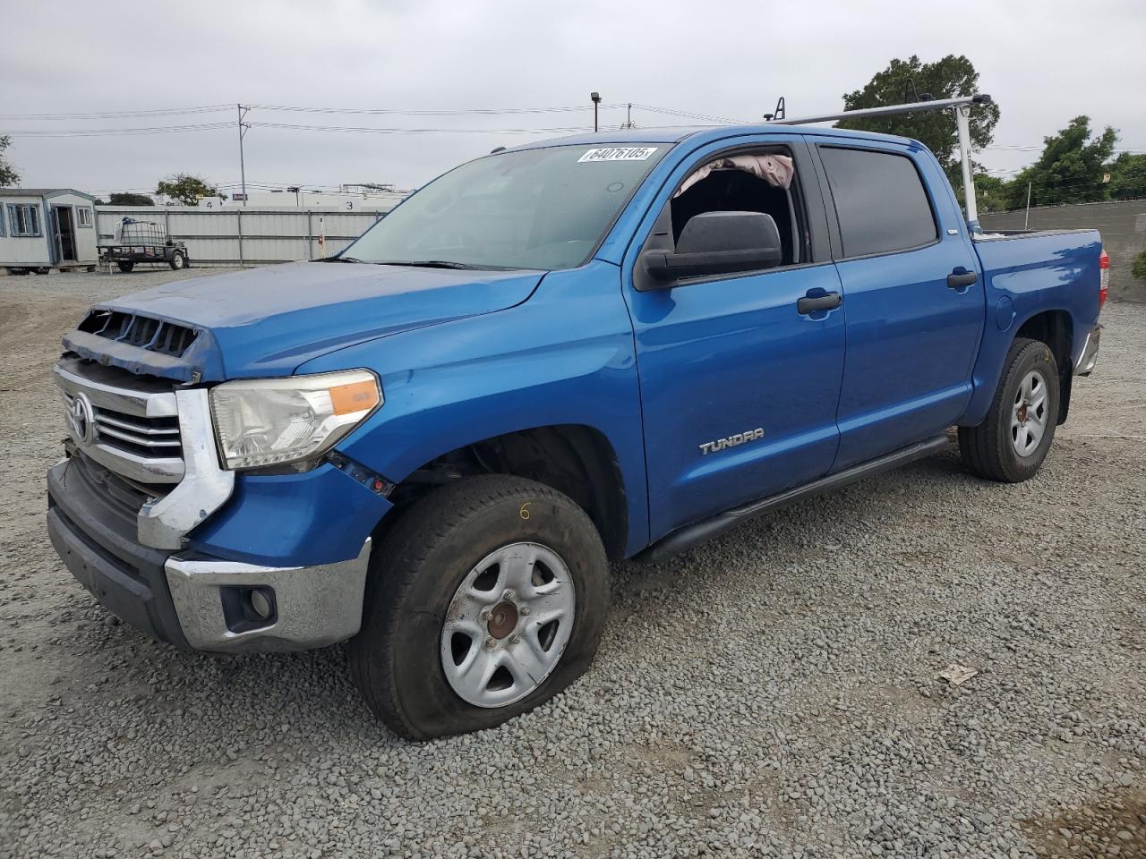 TOYOTA TUNDRA CREWMAX SR5 2017