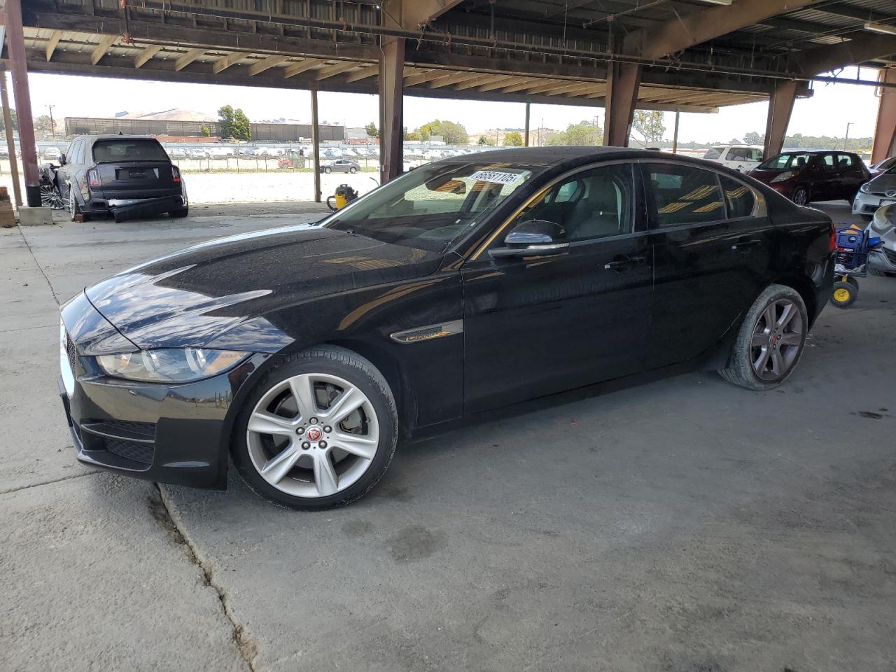 JAGUAR XE PREMIUM 2017