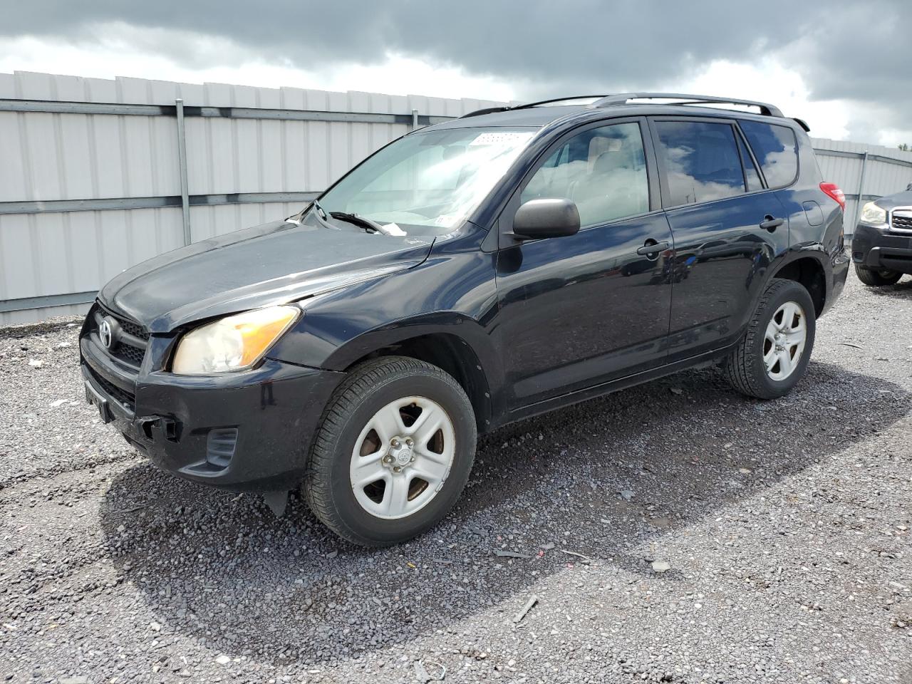 TOYOTA RAV4 2011