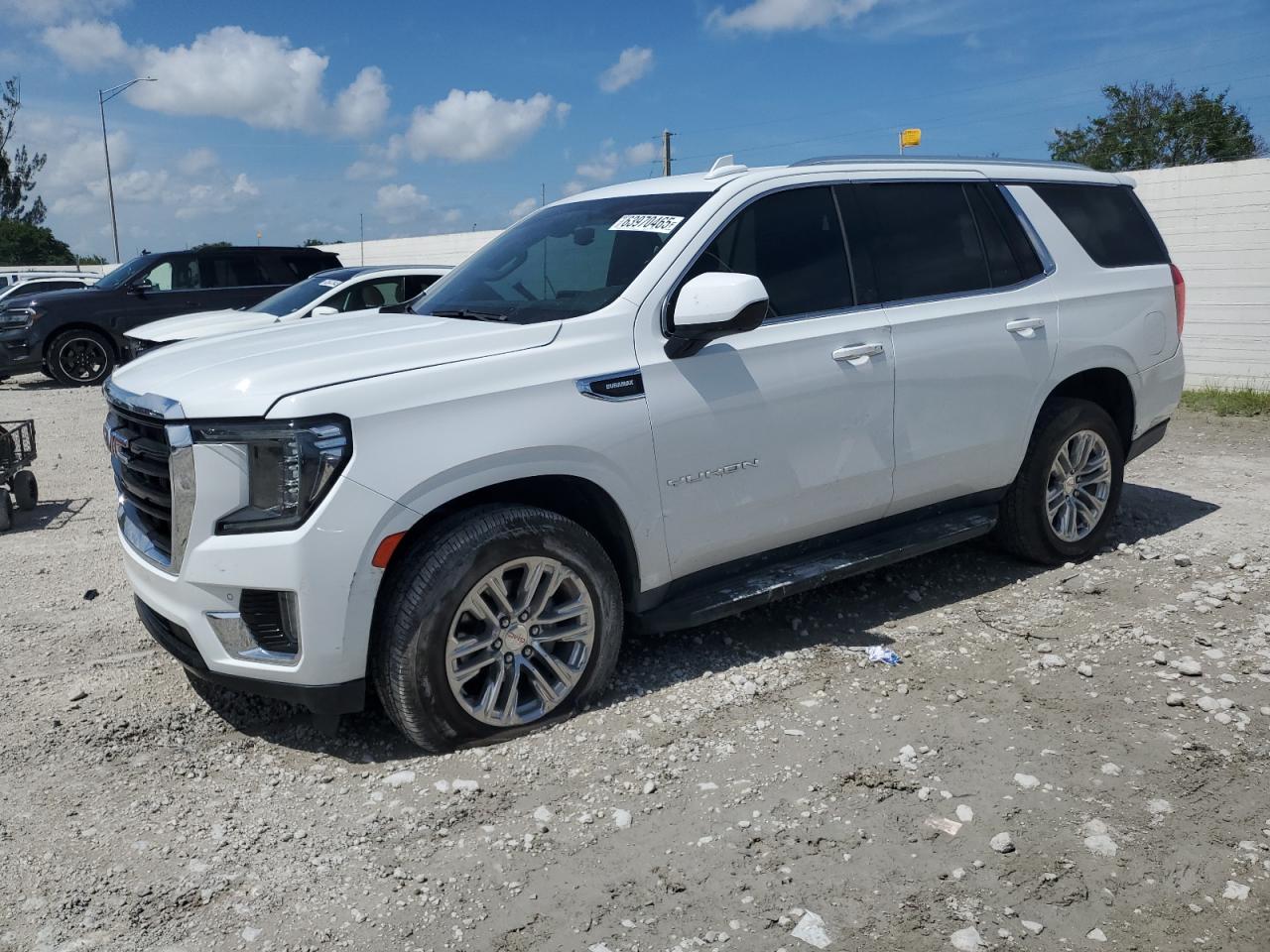 GMC YUKON SLE 2022