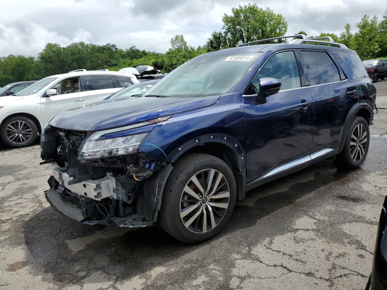 NISSAN PATHFINDER 2023