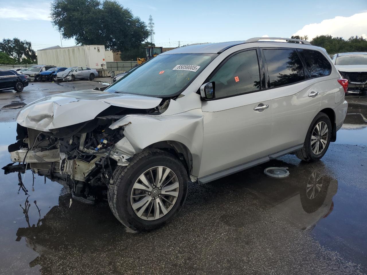 NISSAN PATHFINDER 2017