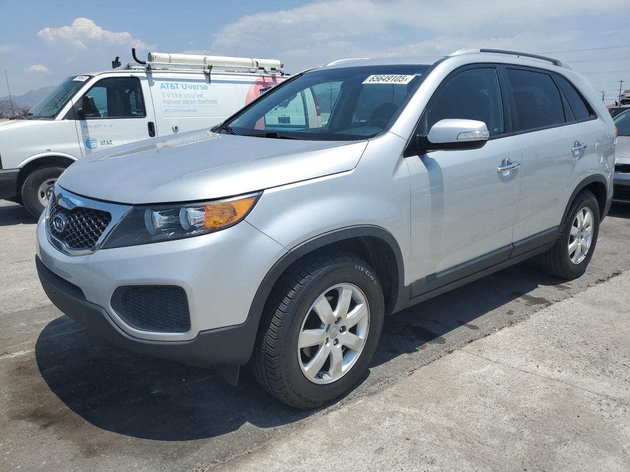KIA SORENTO LX 2013