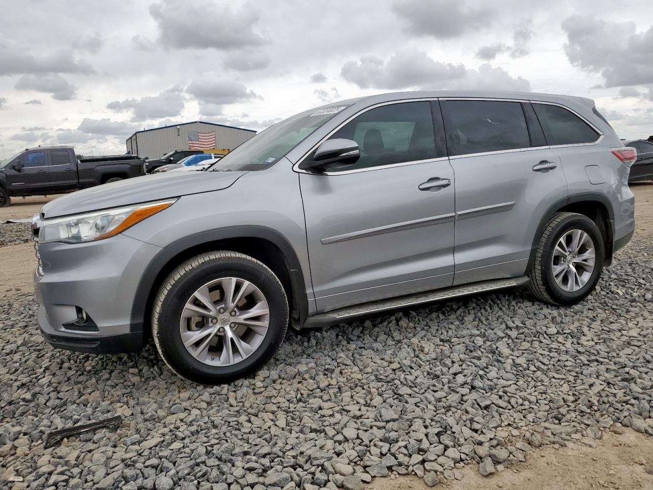 TOYOTA HIGHLANDER 2015
