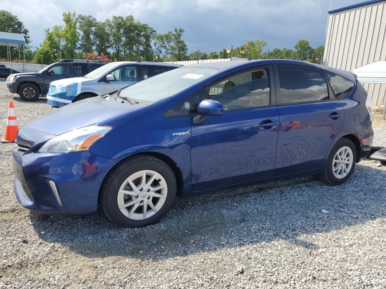 TOYOTA PRIUS V 2012