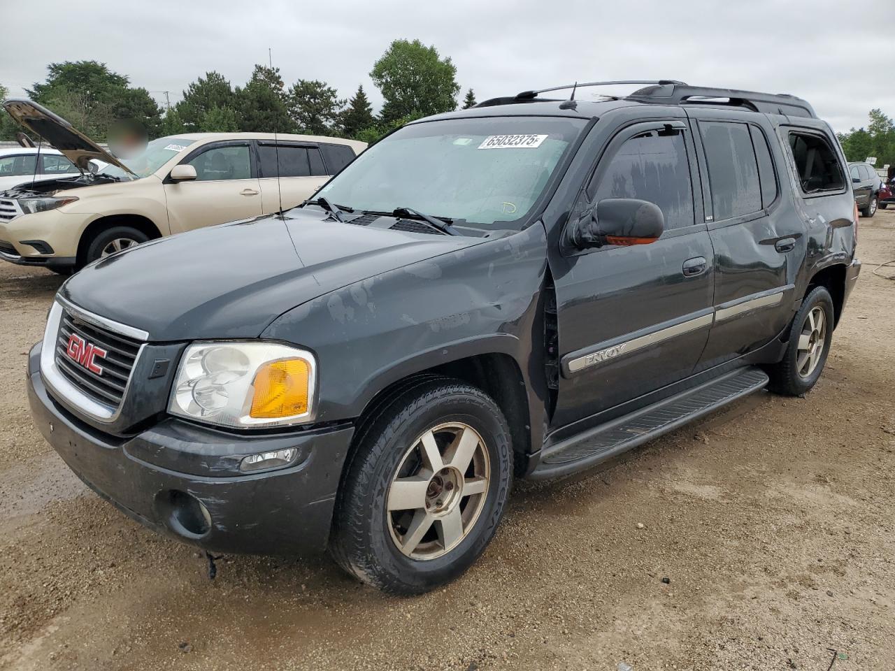 GMC ENVOY XL 2004