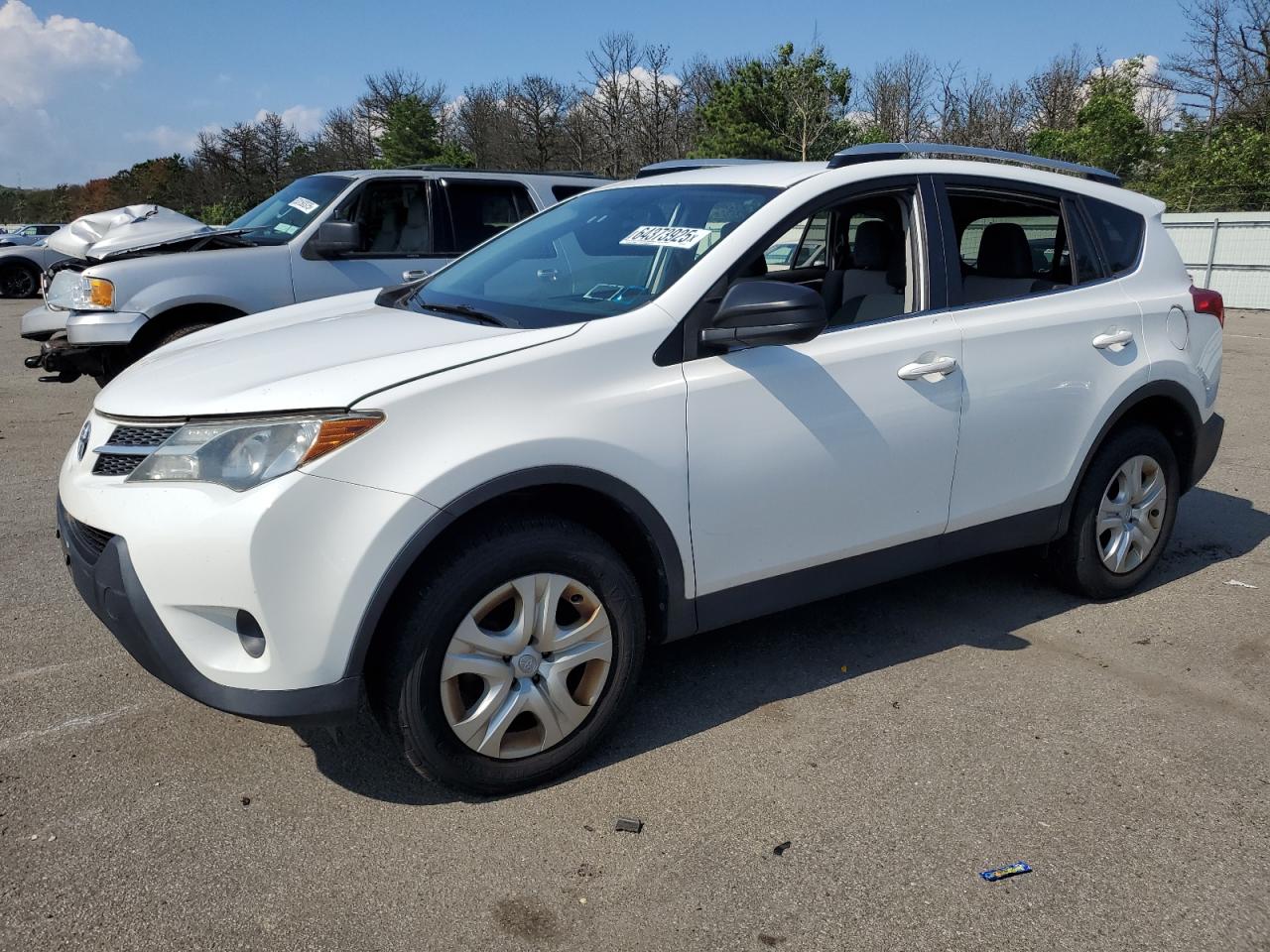 TOYOTA RAV4 LE 2015