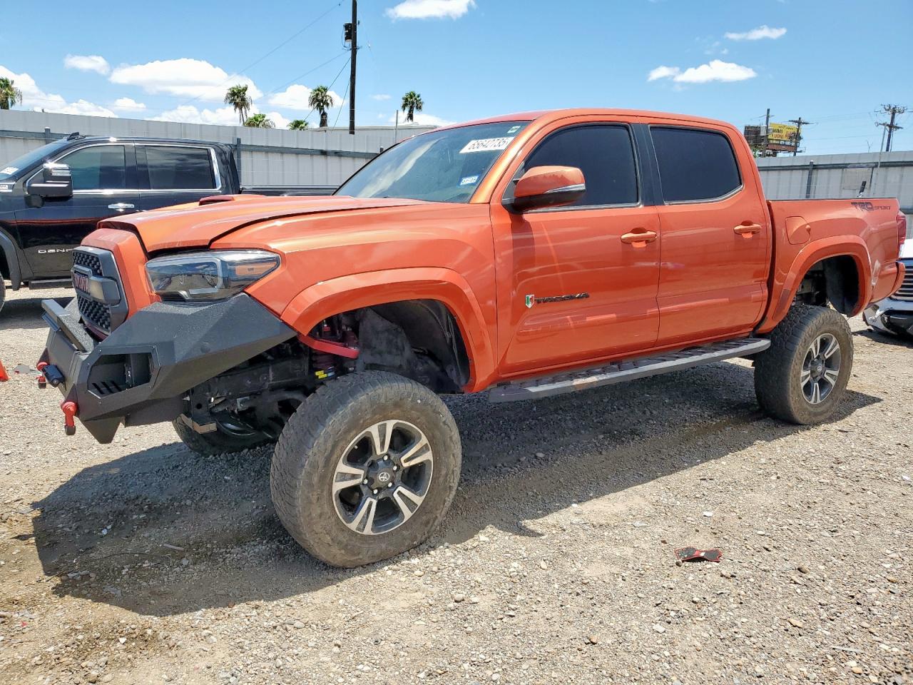 TOYOTA TACOMA DOU 2017