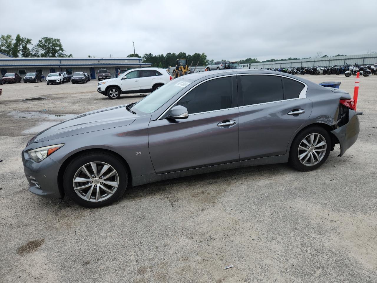 INFINITI Q50 BASE 2015