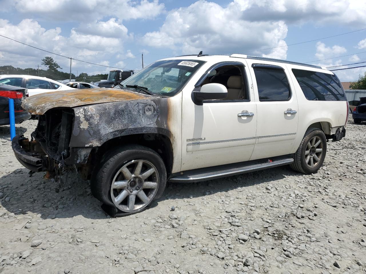 GMC YUKON XL D 2010