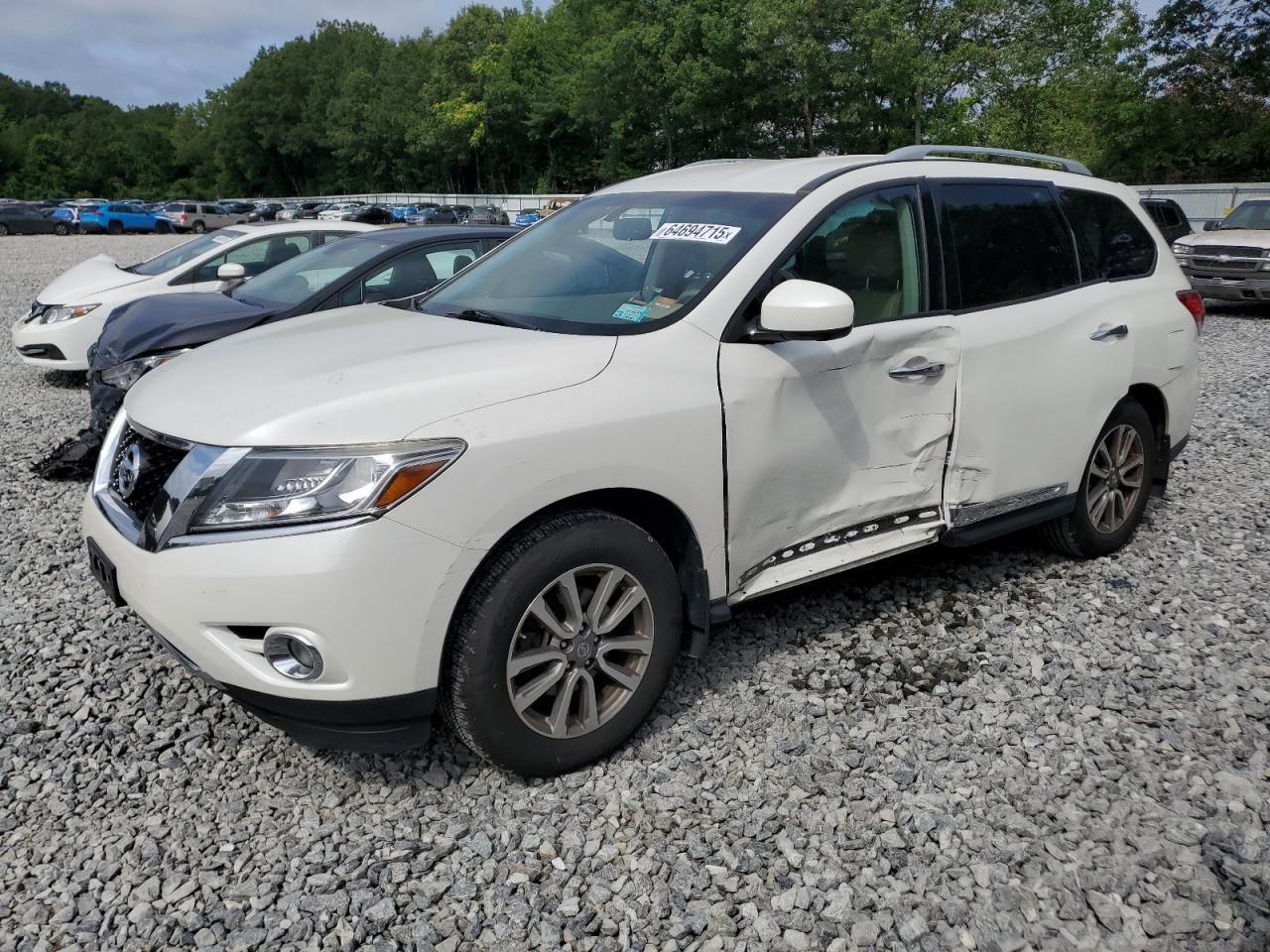 NISSAN PATHFINDER 2015
