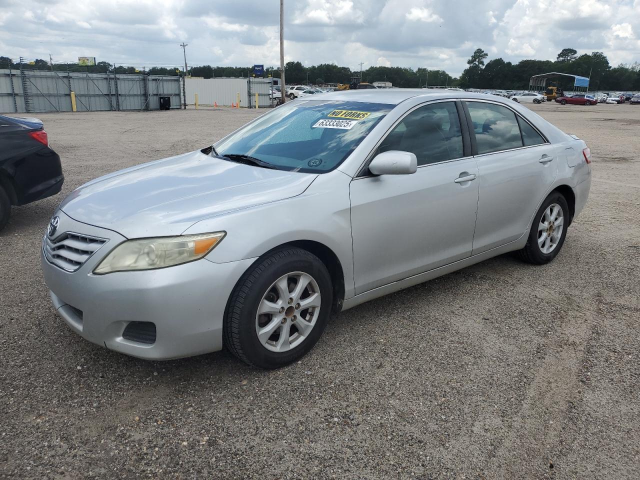 TOYOTA CAMRY BASE 2011