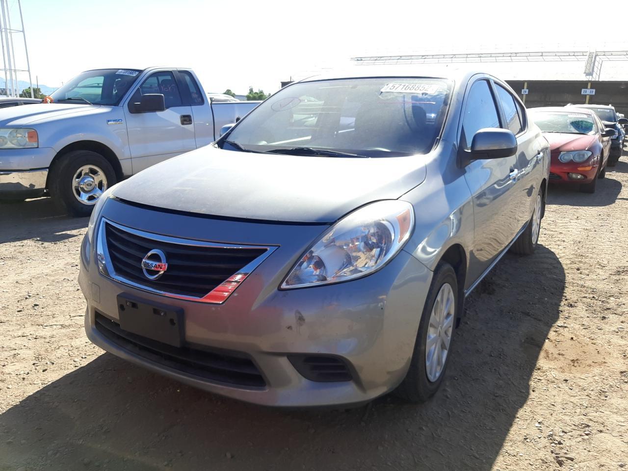 NISSAN VERSA S 2012