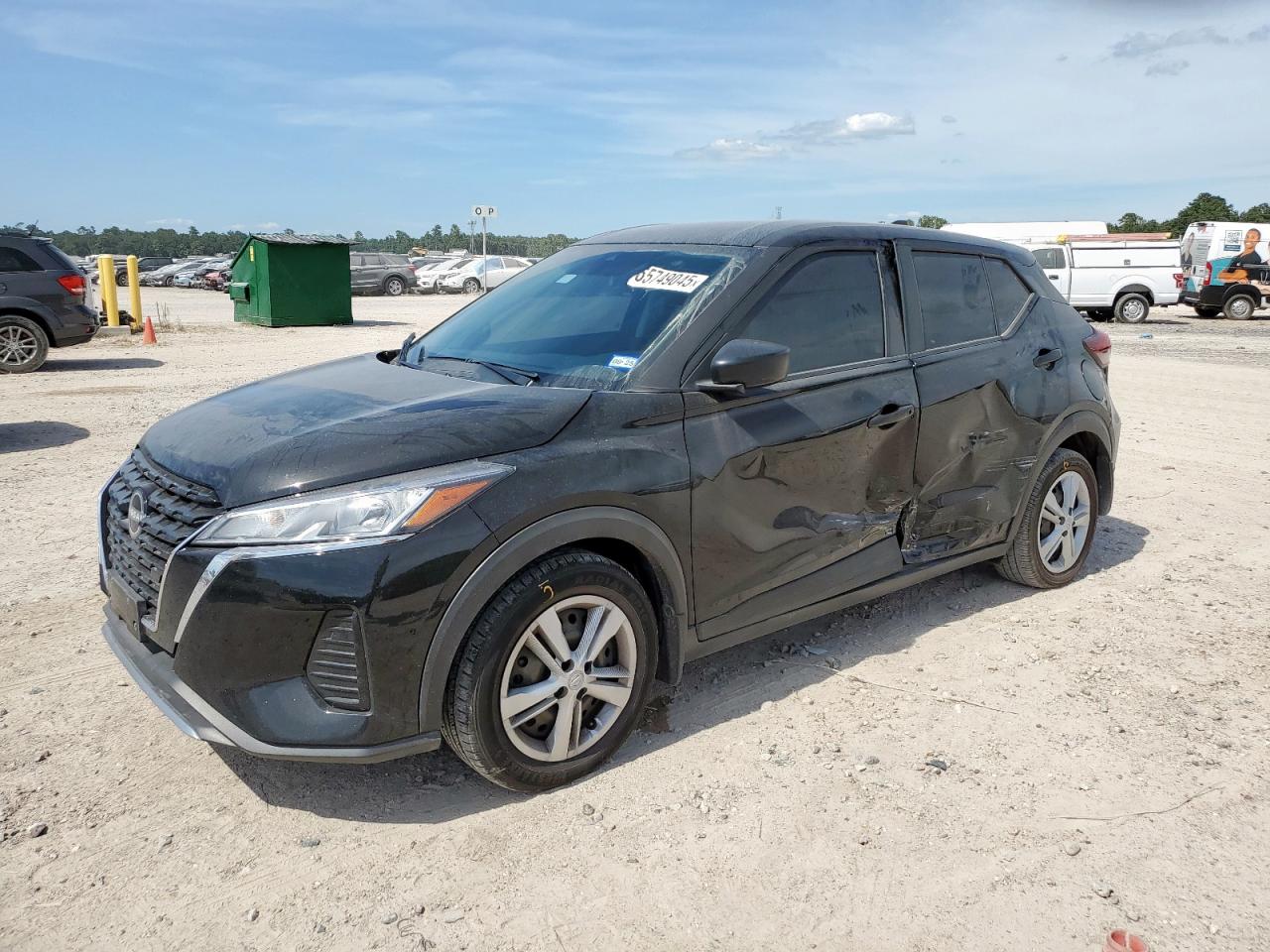 NISSAN KICKS S 2023