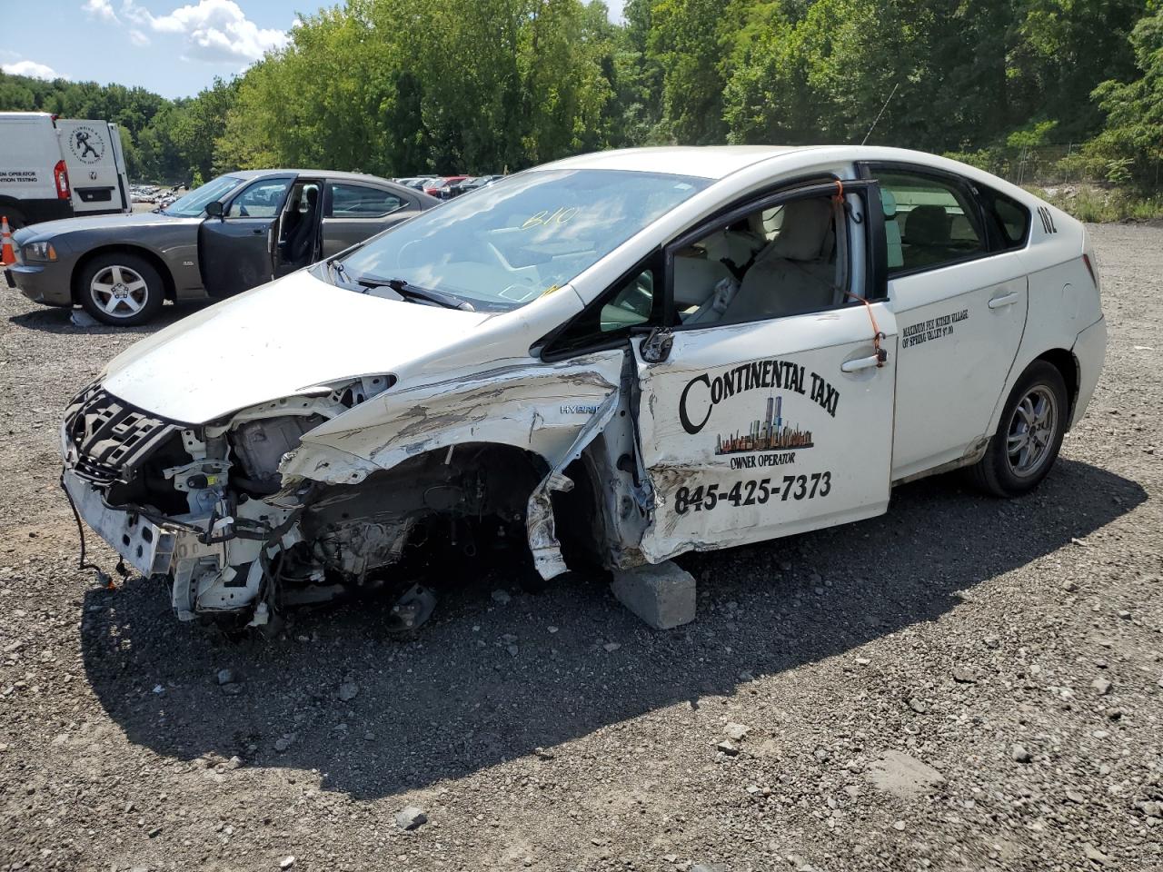 TOYOTA PRIUS 2011