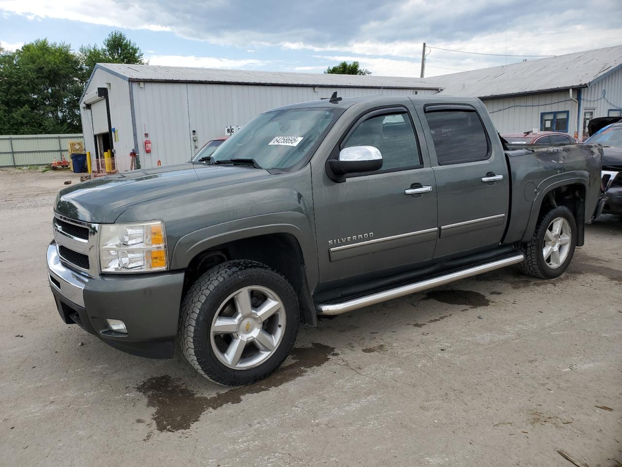 CHEVROLET SILVERADO 2011