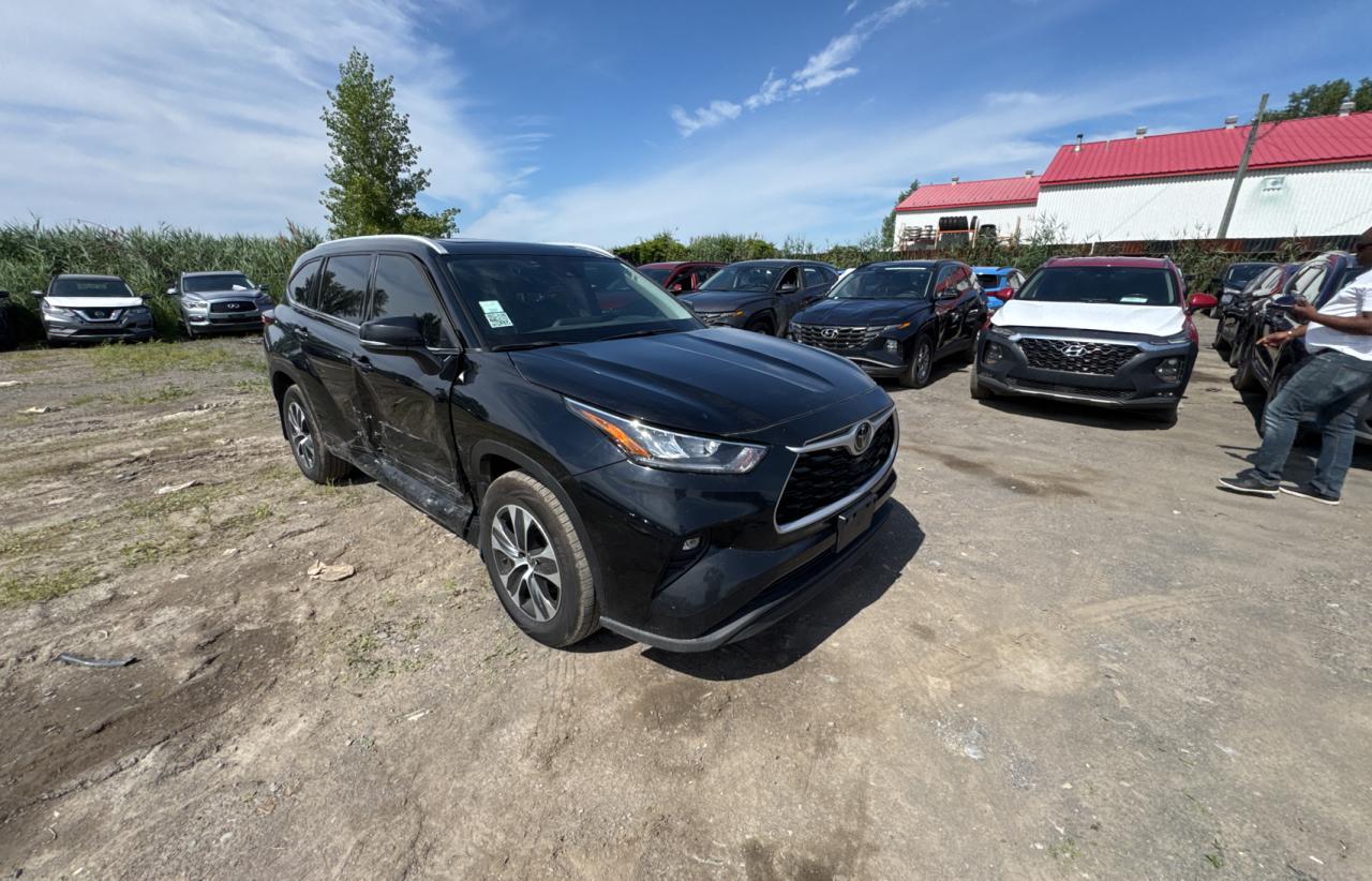TOYOTA HIGHLANDER 2022