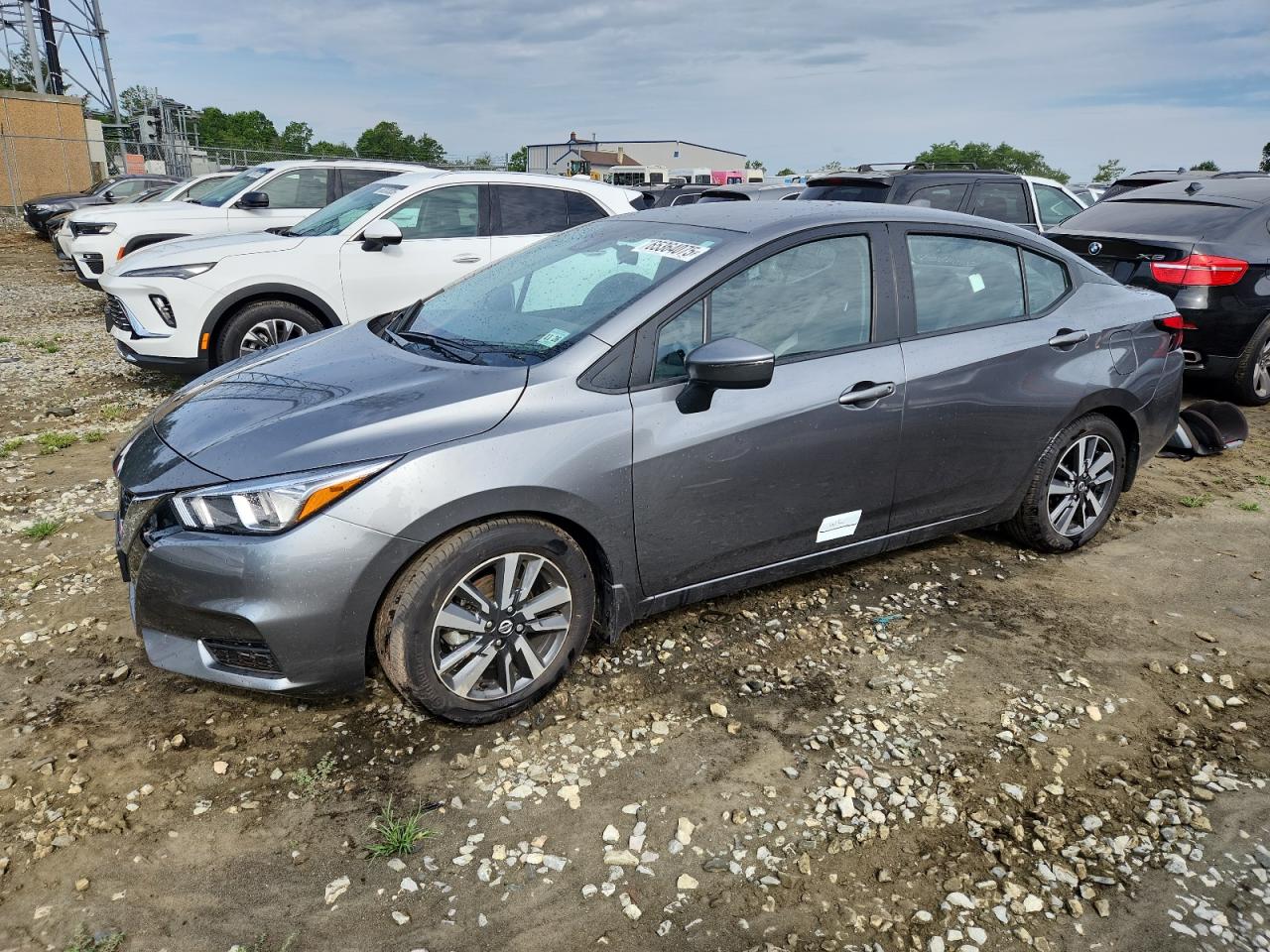 NISSAN VERSA SV 2021