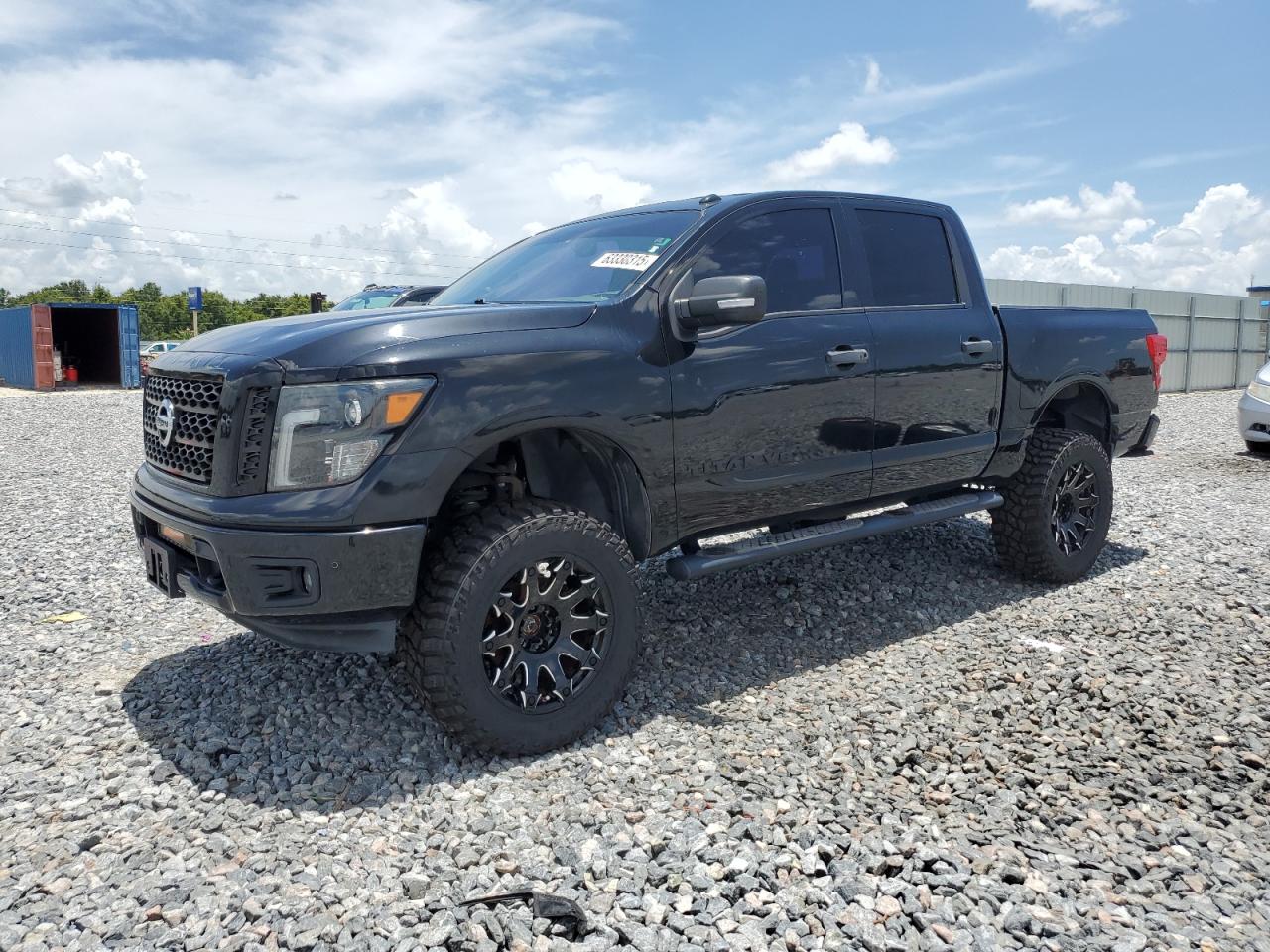 NISSAN TITAN SV 2018