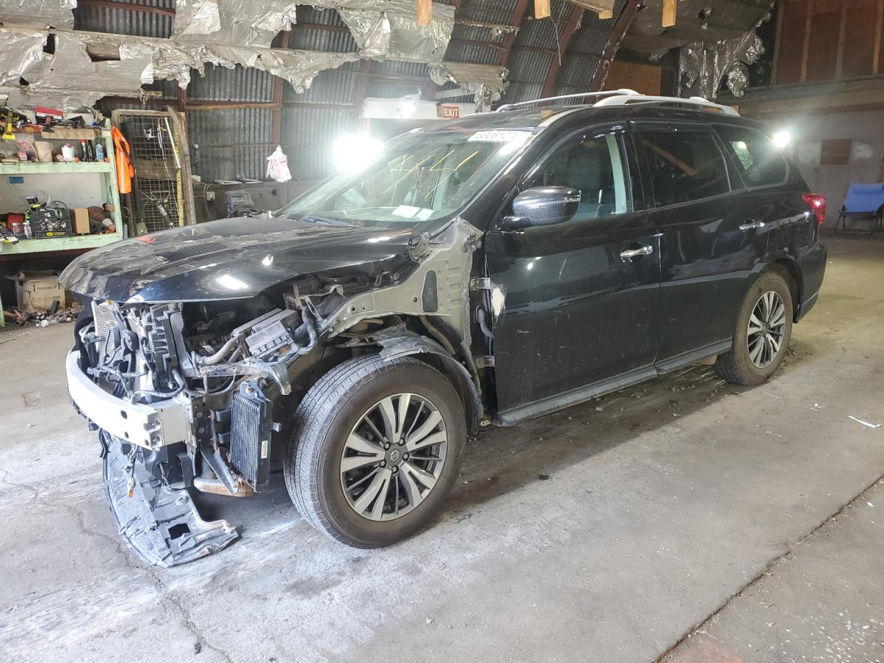 NISSAN PATHFINDER 2019