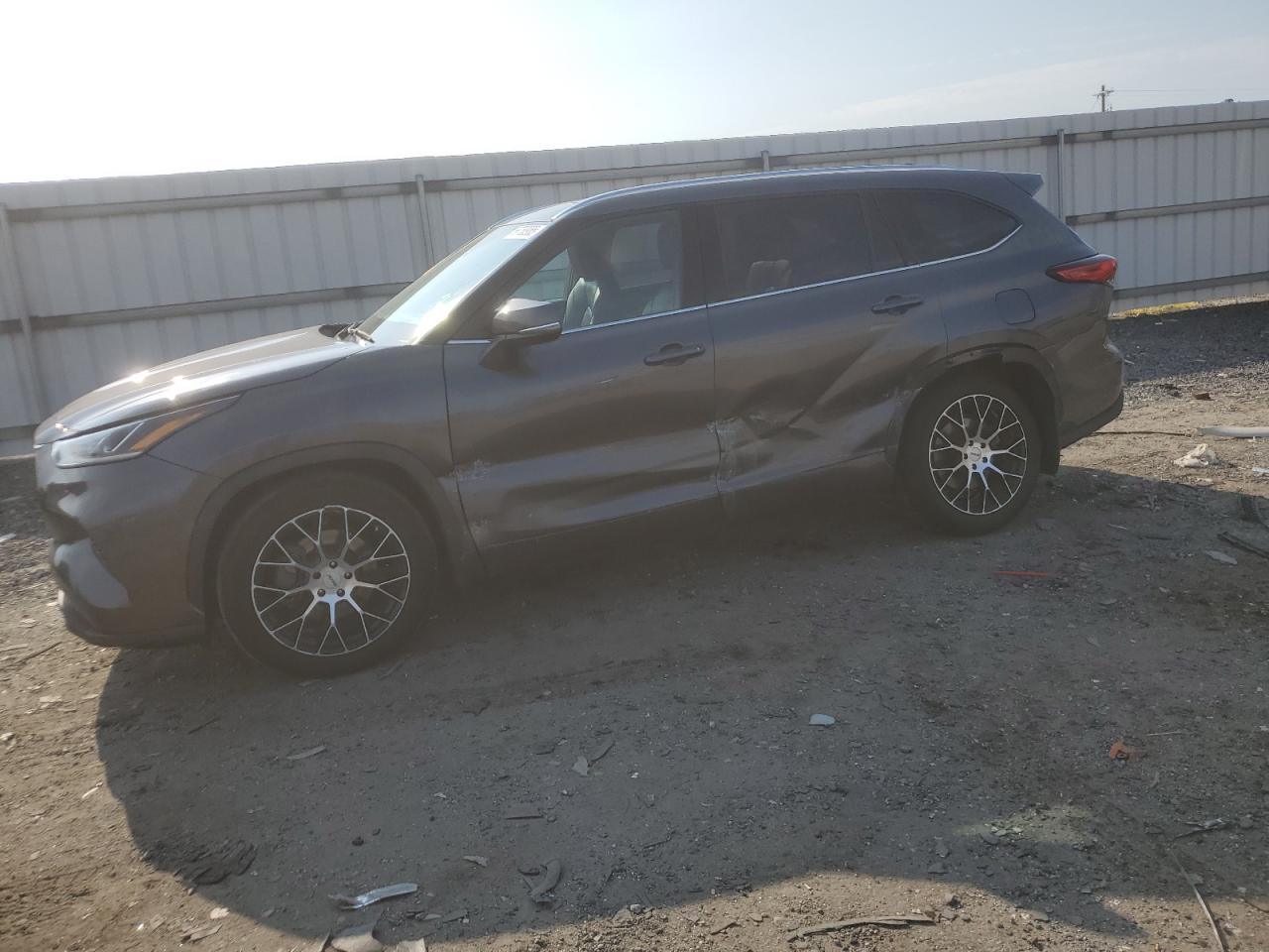 TOYOTA HIGHLANDER 2022