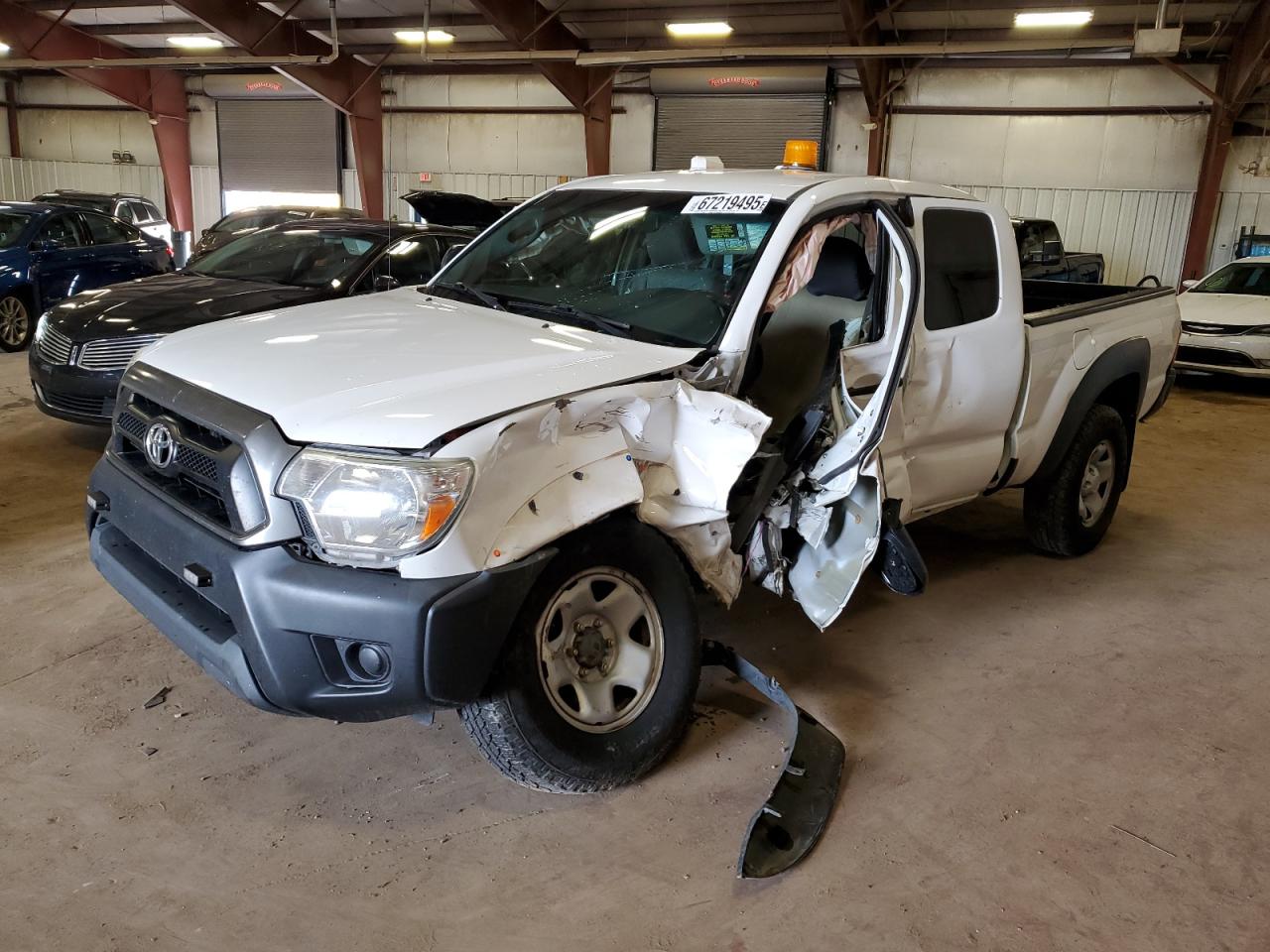 TOYOTA TACOMA ACCESS CAB 2015