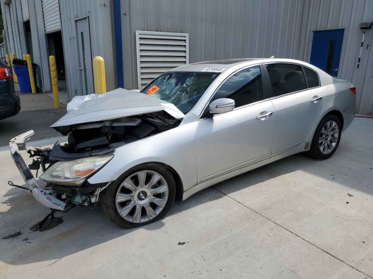 HYUNDAI GENESIS 3. 2009