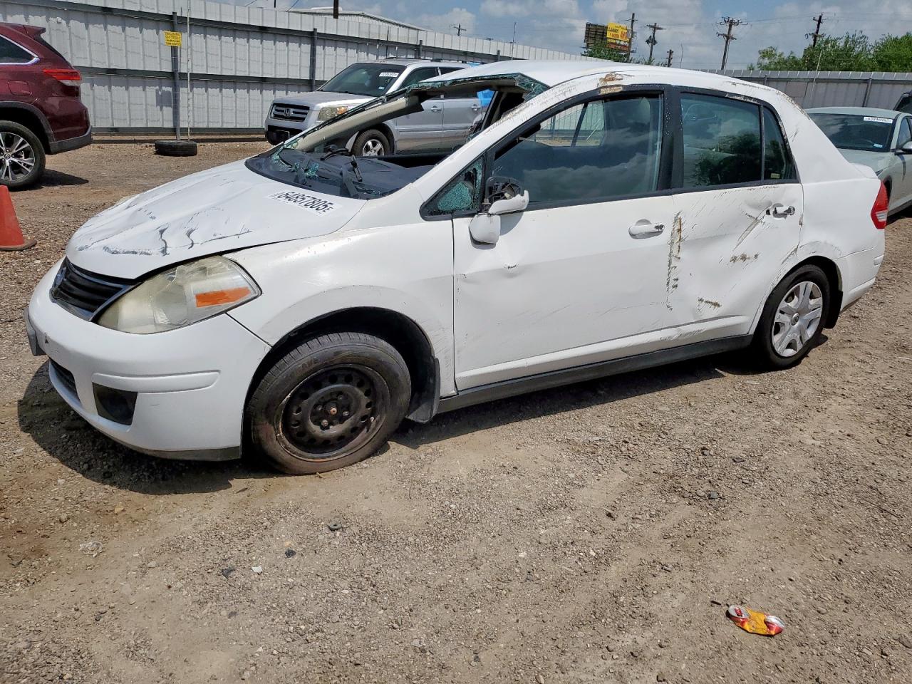 NISSAN VERSA S 2010