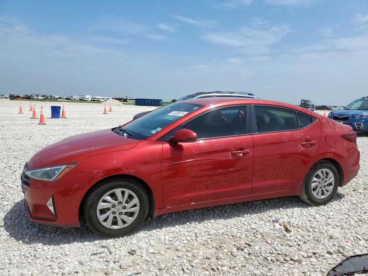 HYUNDAI ELANTRA SE 2019