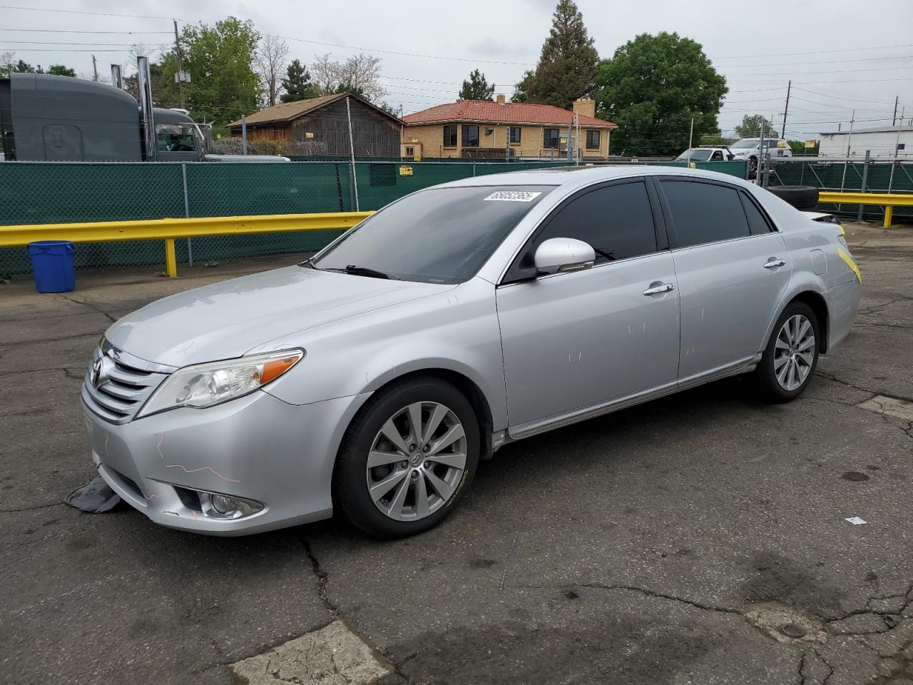 TOYOTA AVALON BAS 2011