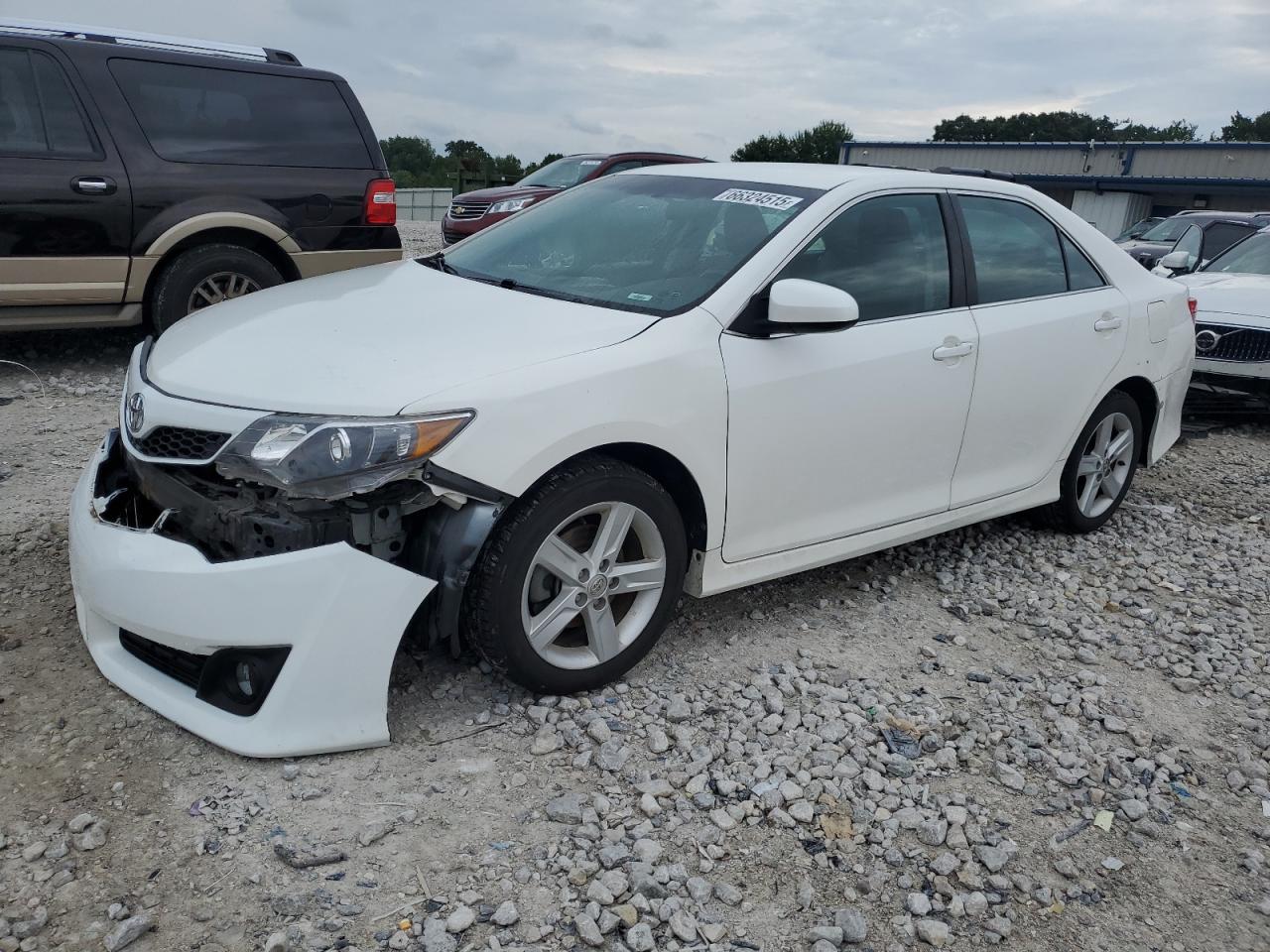 TOYOTA CAMRY 2014