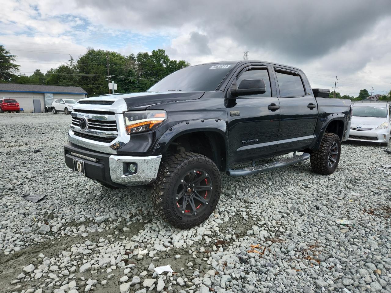TOYOTA TUNDRA CRE 2017