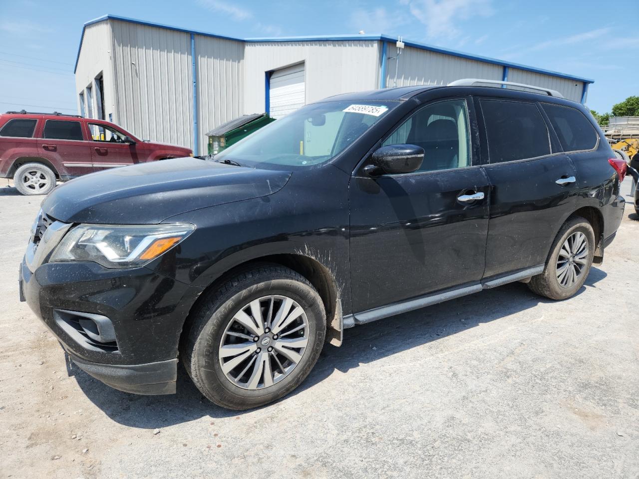 NISSAN PATHFINDER 2018