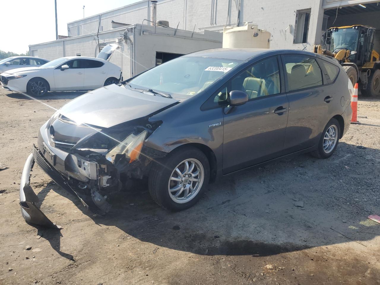 TOYOTA PRIUS V 2013