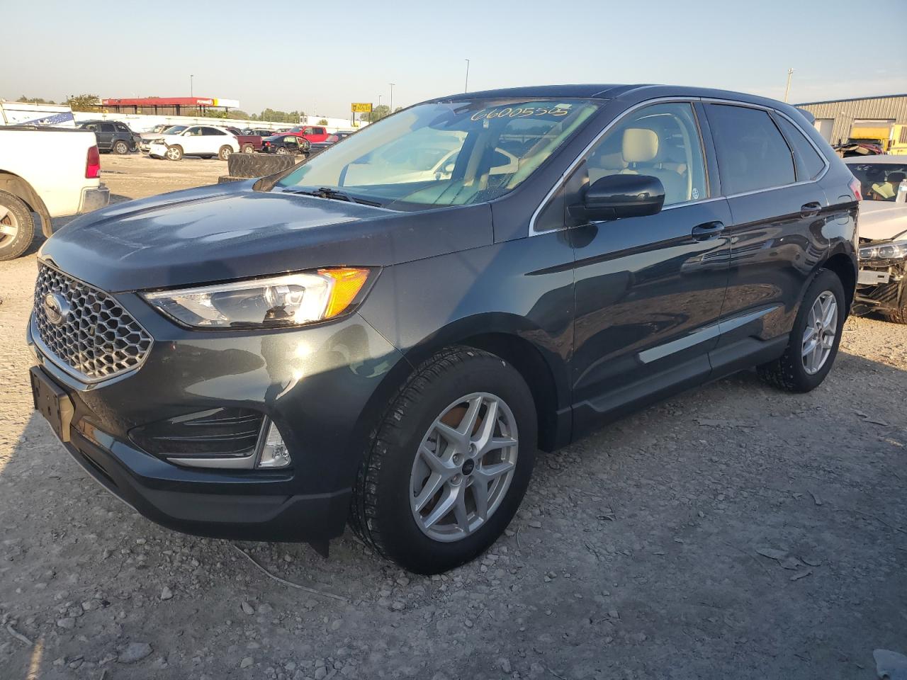 FORD EDGE SEL 2023