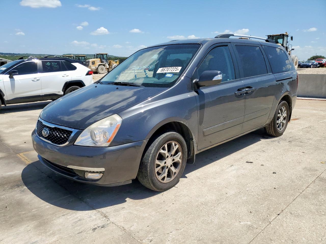 KIA SEDONA LX 2014