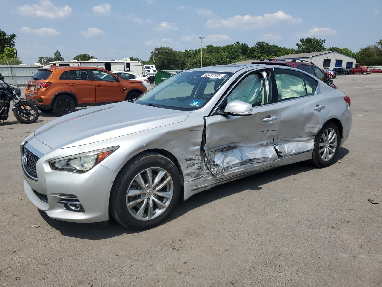 INFINITI Q50 BASE 2014