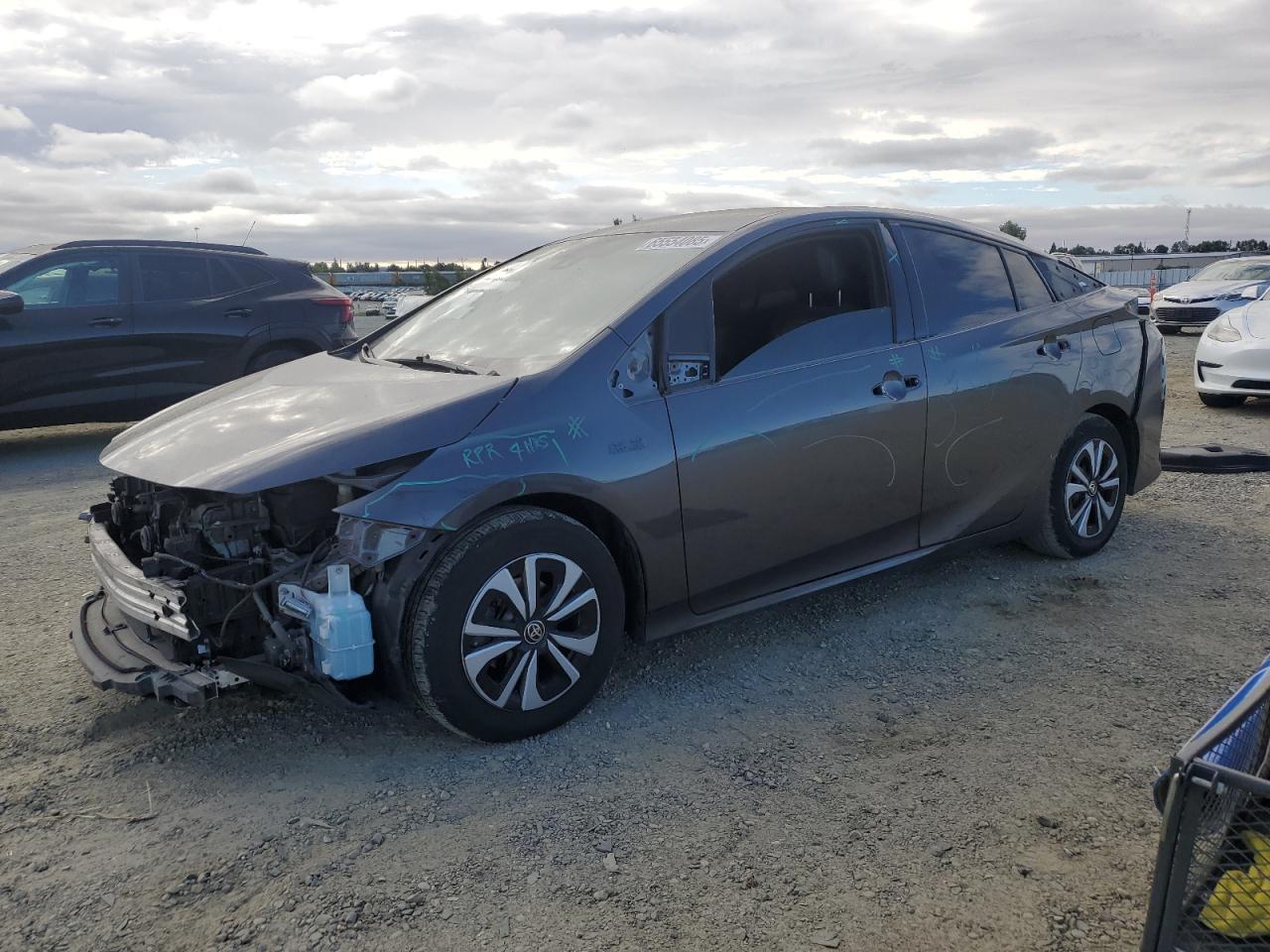TOYOTA PRIUS PRIME 2017
