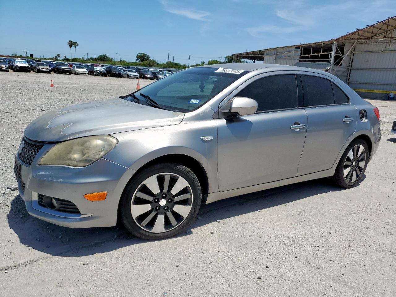 SUZUKI KIZASHI SE 2012