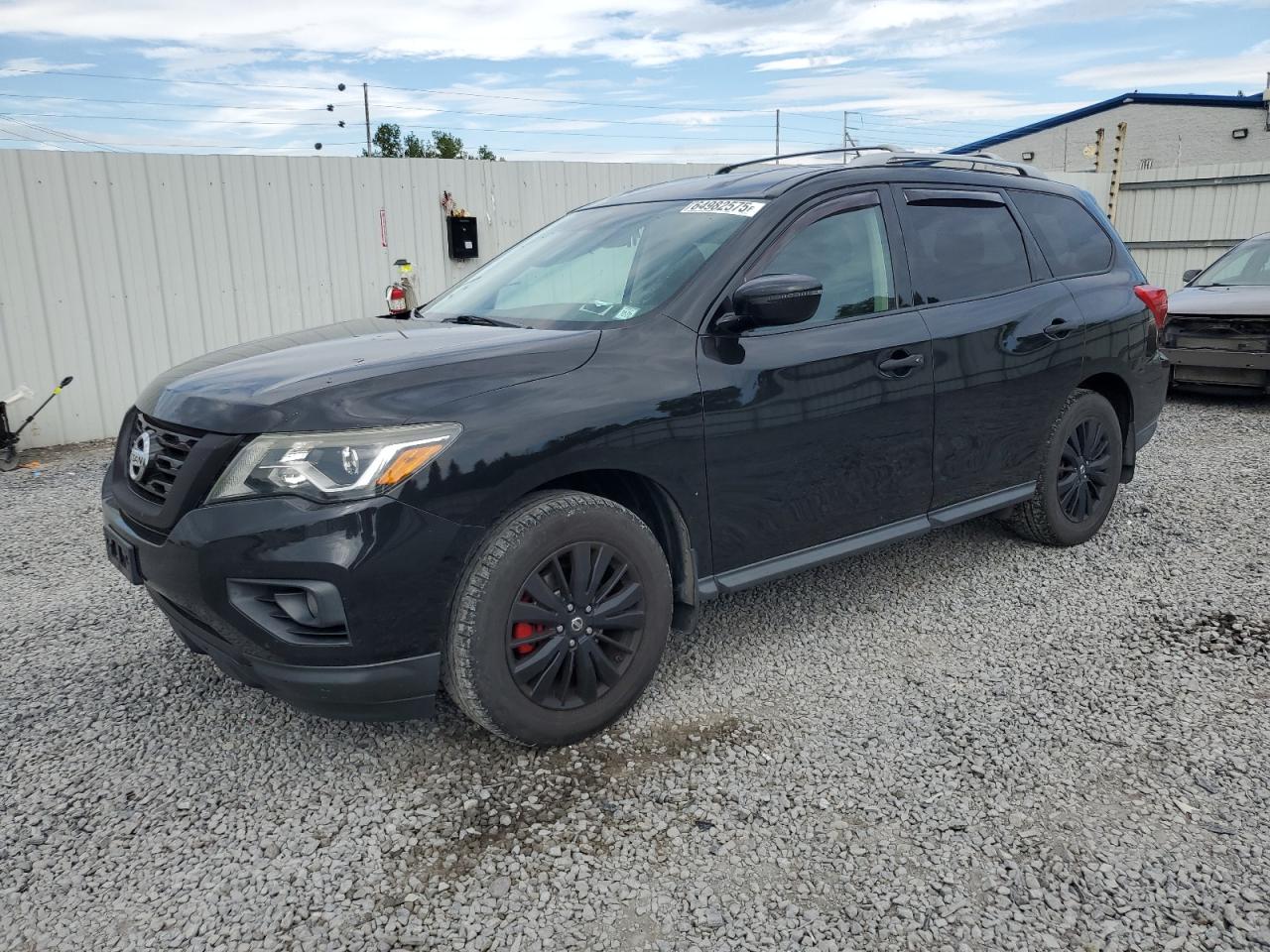 NISSAN PATHFINDER 2017