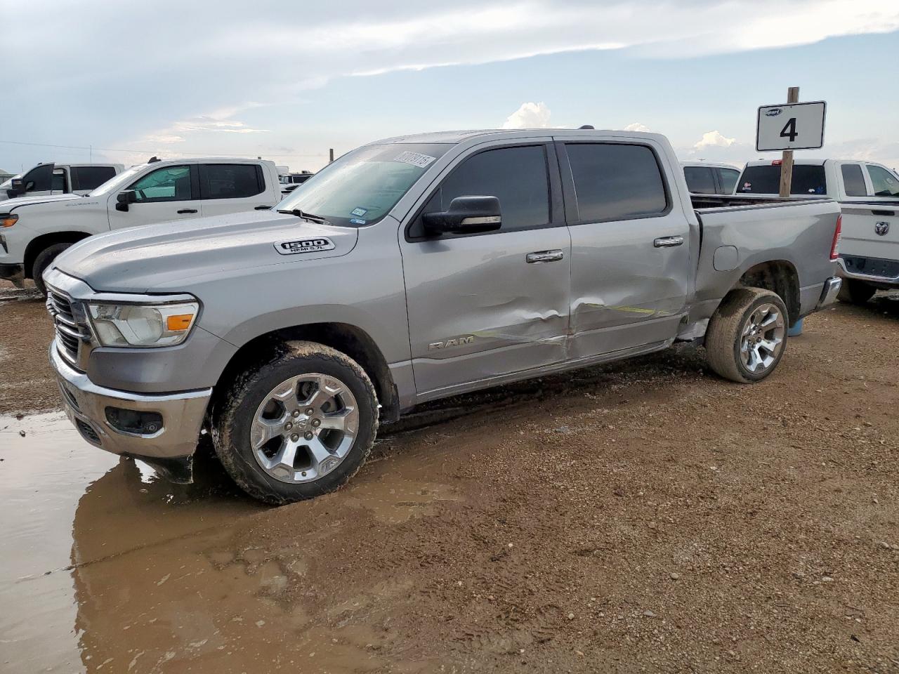 RAM 1500 BIG H 2020