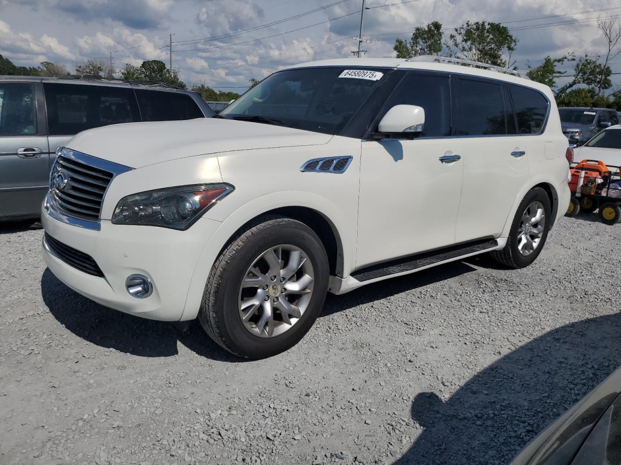 INFINITI QX56 2011